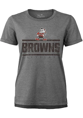 Brownie  Majestic Threads Cleveland Browns Womens Grey Boyfriend Sideline Short Sleeve T-S..
