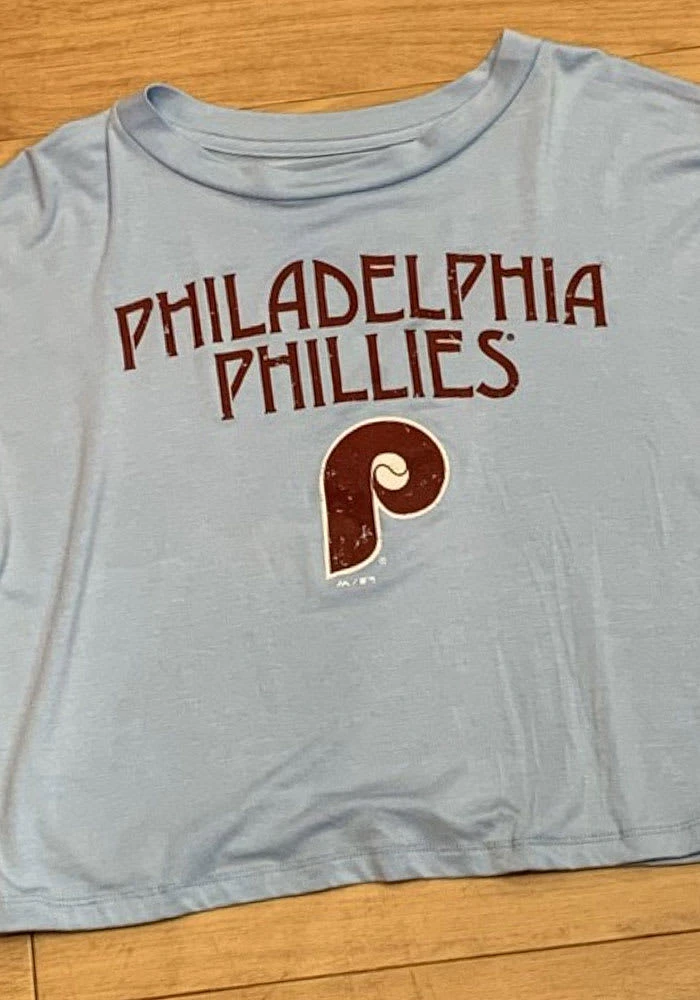 Philadelphia Phillies Womens Light Blue Desdemona Short Sleeve T-Shirt