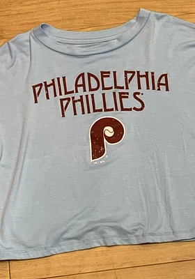 Philadelphia Phillies Womens Light Blue Desdemona Short Sleeve T-Shirt