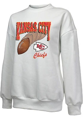 Kansas City Chiefs Womens White Bank Shot Crew Sweatshirt