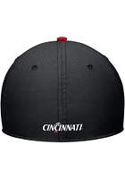 Nike Cincinnati Bearcats Mens Black DRI-FIT Rise Colorblock Structured Stretch Flex Hat