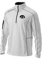 Columbia Iowa Hawkeyes Mens White Shotgun Long Sleeve Qtr Zip Pullover