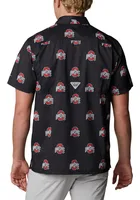 Columbia Ohio State Buckeyes Mens Black Super Slack Tide Short Sleeve Dress Shirt