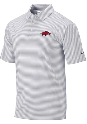 Columbia Arkansas Razorbacks Mens Grey Club Invite Stripe Short Sleeve Polo