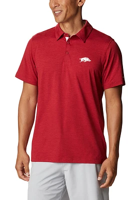 Columbia Arkansas Razorbacks Mens Crimson Tech Trail Short Sleeve Polo