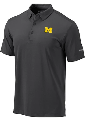 Columbia Michigan Wolverines Mens Charcoal Drive Short Sleeve Polo