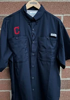 Columbia Cleveland Guardians Mens Navy Blue Tamiami Short Sleeve Dress Shirt