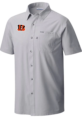 Columbia Cincinnati Bengals Mens Heat Seal Slack Tide Camp Short Sleeve Dress Shirt