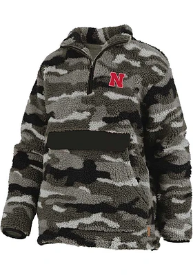 Pressbox Nebraska Cornhuskers Womens Green Camo Shaggy Qtr Zip