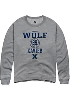 Michael Wolf Rally Xavier Musketeers Mens NIL Sport Icon Long Sleeve Crew Sweatshirt