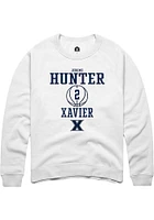 Jerome Hunter Rally Xavier Musketeers Mens NIL Sport Icon Long Sleeve Crew Sweatshirt