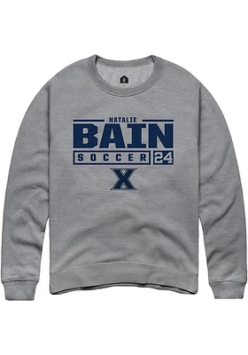 Natalie Bain  Rally Xavier Musketeers Mens Graphite NIL Stacked Box Long Sleeve Crew Sweatshirt