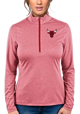 Antigua Chicago Bulls Womens Red Rally 2 Qtr Zip Pullover