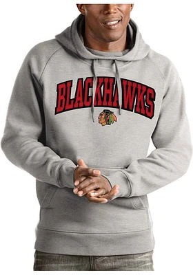 Antigua Chicago Blackhawks Mens Victory Wordmark Long Sleeve Hoodie