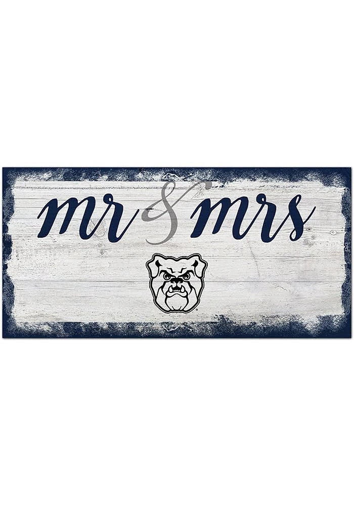 Butler Bulldogs Script Mr and Mrs Sign - Green