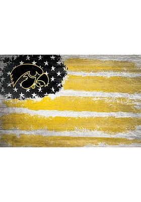 Iowa Hawkeyes Flag 17x26 Sign - Black