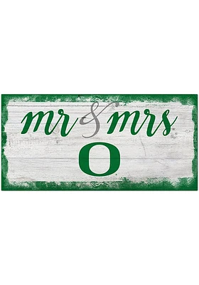 Oregon Ducks Script Mr and Mrs Sign - Green