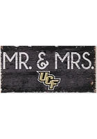 UCF Knights Mr and Mrs Sign - Green