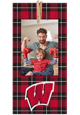 Wisconsin Badgers Plaid Clothespin Sign - Red