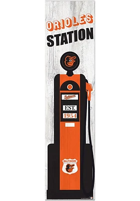 Baltimore Orioles Retro Pump Leaner Sign