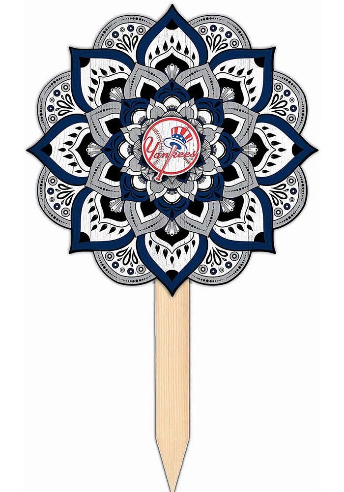 New York Yankees Mandala Yard Sign - Blue