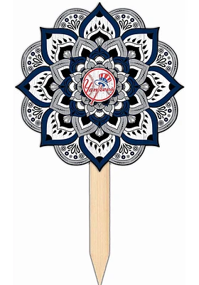 New York Yankees Mandala Yard Sign - Blue
