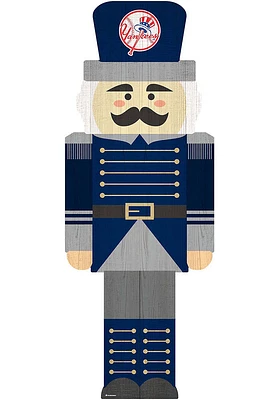 New York Yankees 31 Inch Nutcracker Leaner Sign