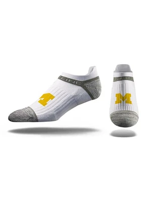 Strideline Michigan Wolverines Primary Logo Mens No Show Socks