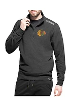 47 Chicago Blackhawks Mens Black Forward Compete Long Sleeve Qtr Zip Pullover