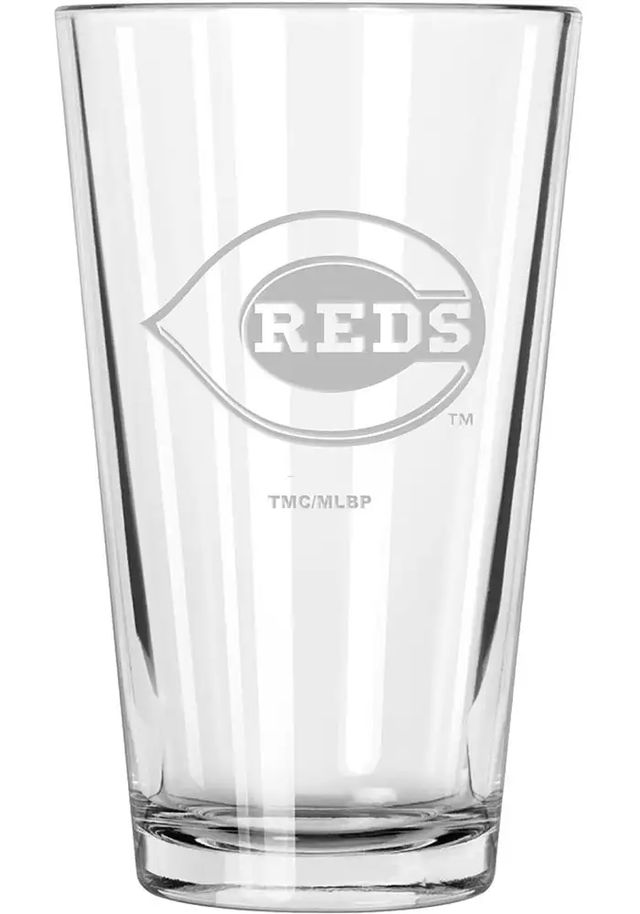 Cincinnati Reds Etched Pint Glass