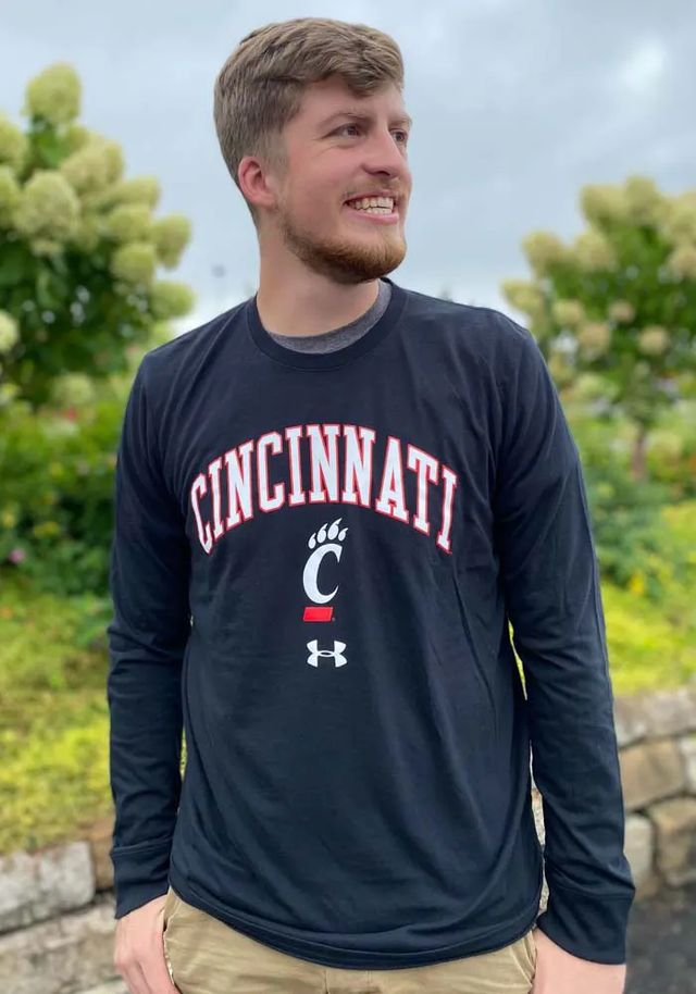 Under Armour Cincinnati Bearcats Black Team Name Long Sleeve T Shirt