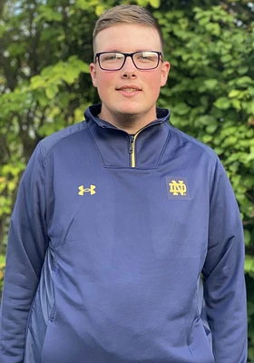 Under Armour Notre Dame Fighting Irish Mens Navy Blue Sideline Command Long Sleeve Qtr Zip Pullove..