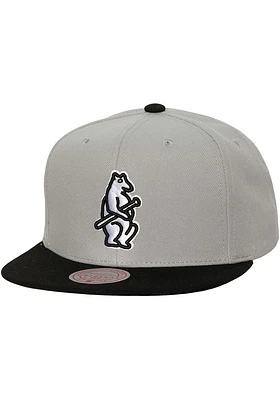 Mitchell and Ness Chicago Cubs Grey 2T Away Cooperstown Snap Mens Snapback Hat