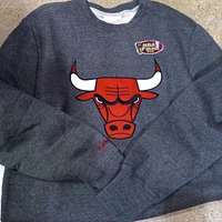 Mitchell and Ness Chicago Bulls Mens Playoff Win 2.0 Long Sleeve Fashion Sweatshirt
