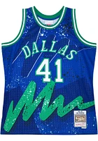 Dirk Nowitzki Dallas Mavericks Mitchell and Ness 98-99 Hyper Hoops HWC Swingman Jersey