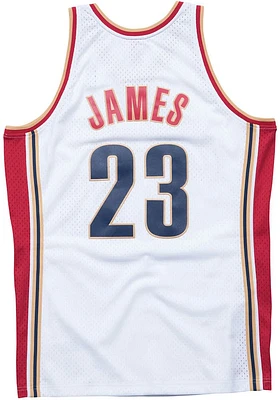 LeBron James Cleveland Cavaliers Mitchell and Ness 03-04 Home Swingman Jersey