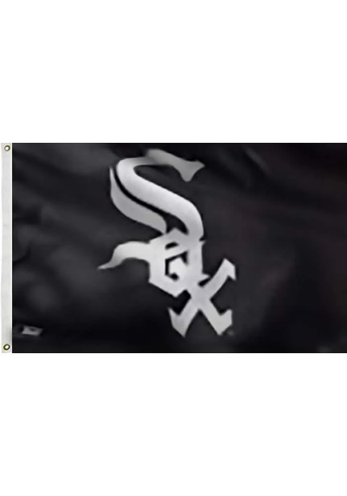 Chicago White Sox Deluxe Grommet Silk Screen Grommet Flag - Black