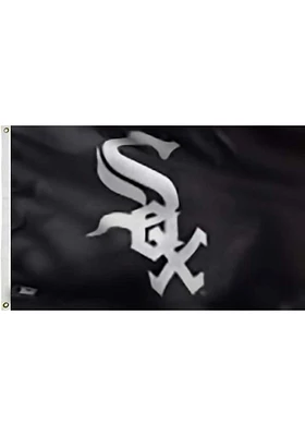 Chicago White Sox Deluxe Grommet Silk Screen Grommet Flag - Black