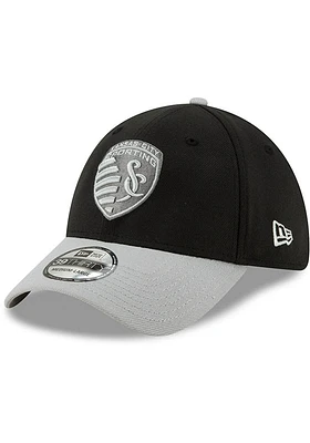 New Era Sporting Kansas City Mens Black Away Jersey Hook 39THIRTY Flex Hat
