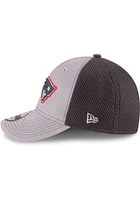 New Era England Patriots Mens Grey Grayed Out Neo 39THIRTY Flex Hat