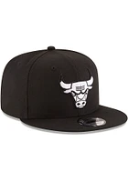 New Era Chicago Bulls Black 9FIFTY Mens Snapback Hat