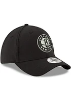 New Era Brooklyn Nets Mens Black Team Classic 39THIRTY Flex Hat