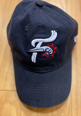 New Era Reading Fightin Phils Core Classic 9TWENTY Adjustable Hat - Navy Blue