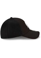 New Era Michigan State Spartans Mens Black and White Neo 39THIRTY Flex Hat
