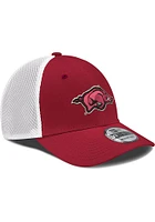 New Era Arkansas Razorbacks Mens Red Team Neo 39THIRTY Flex Hat