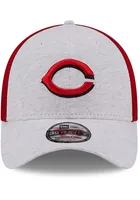 New Era Cincinnati Reds Mens Grey Tech 39THIRTY Flex Hat