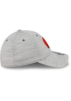 New Era Cleveland Browns Mens Grey 2022 Training Camp Coach 39THIRTY Flex Hat