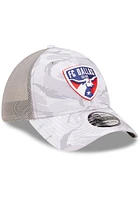 New Era FC Dallas Mens Grey MLS 2022 Salute to Service 39THIRTY Flex Hat