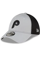 New Era Philadelphia Phillies Mens Grey 2T Neo 39THIRTY Flex Hat