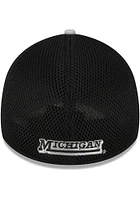 New Era Michigan Wolverines Mens Grey 2T Neo 39THIRTY Flex Hat